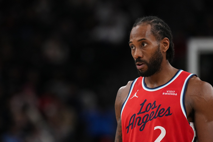 开云体育下载APP-赶紧交易,他复出之后,小卡再无25+,哈登伦纳德都需要空间|祖巴茨|快船|尼克斯|詹姆斯·哈登|唐斯_新浪体育_新浪新闻