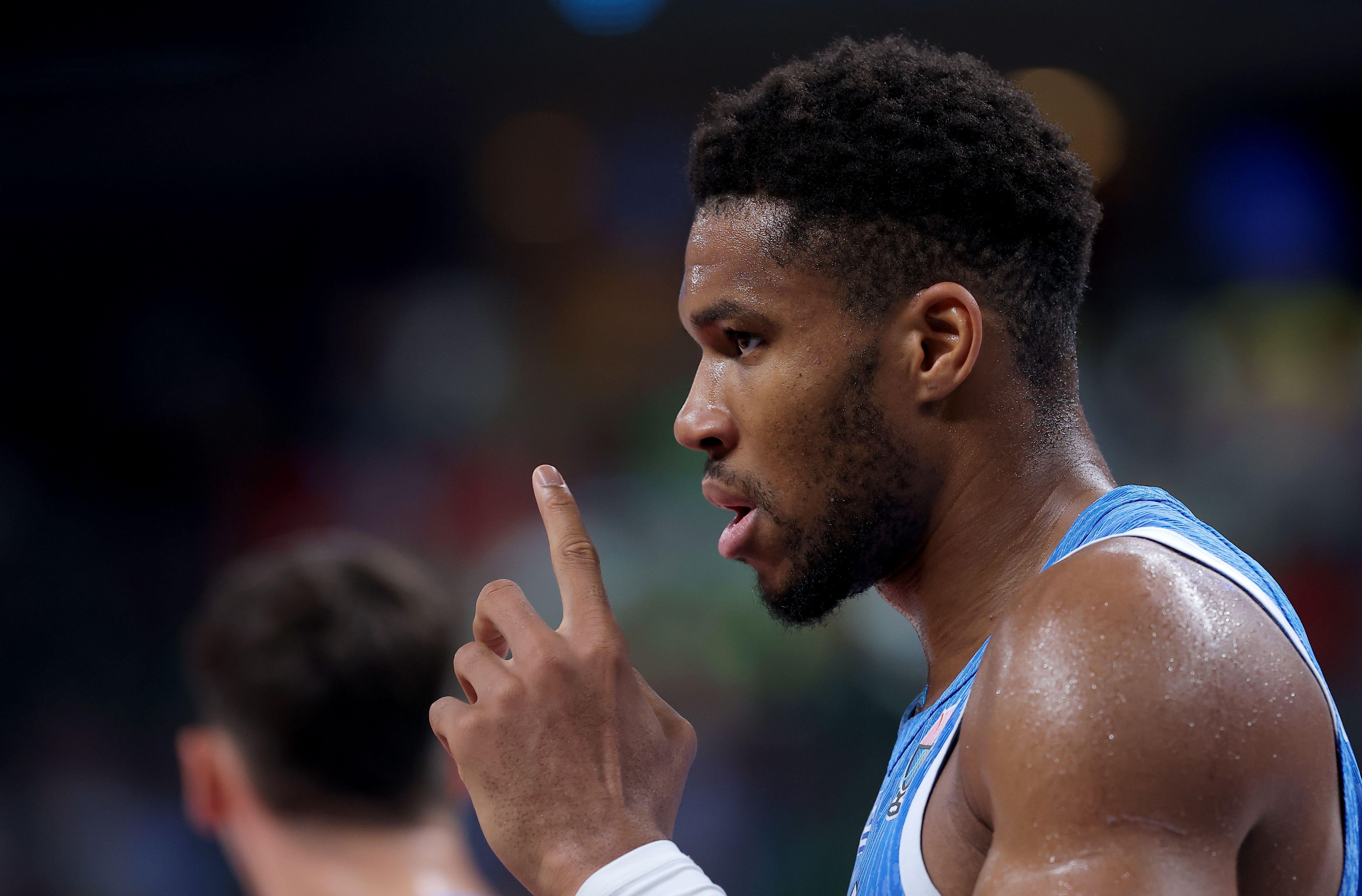 开云体育下载-对字母哥的犯规没吹？土耳其主帅：希望裁判别漏吹他的进攻犯规