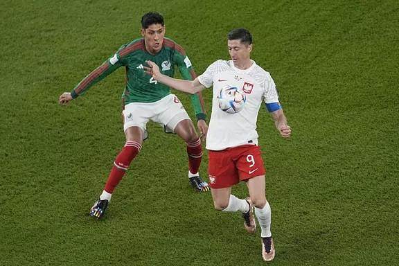 1669134424338084546.jpeg 莱万.jpeg